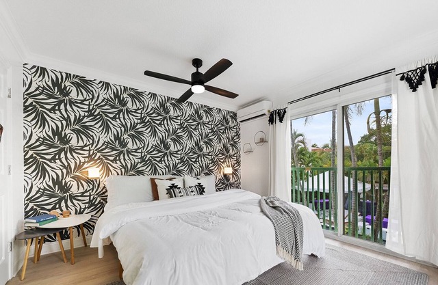 Golden Girls Getaway: Blanche's Suite at KarINN Unit 2