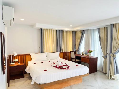 Golden Sanctuary Boutique Hotel