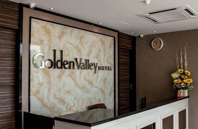 Golden Valley Hotel
