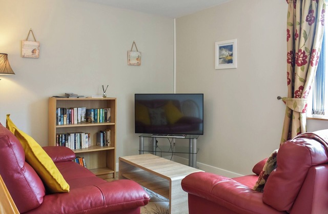 Goldfinch Cottage - UK47698