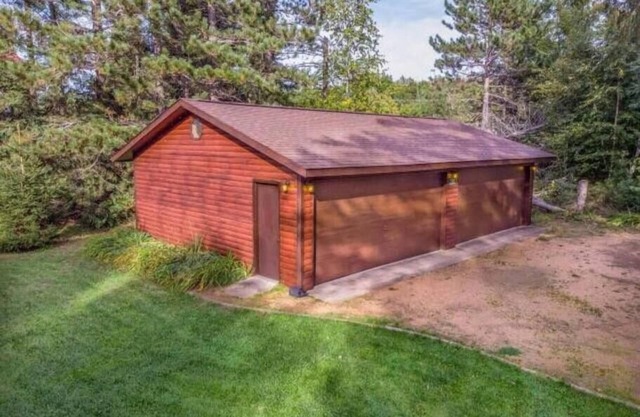 Large Lakefront Lodge on the Fence Lake Chain!