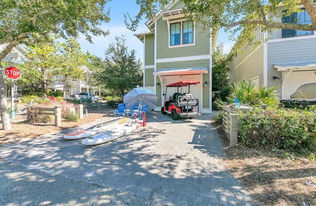 🏖 GOLF CART ☀ PRIVATE BEACH 9 POOLS Luxurious WaterColor Cottage!