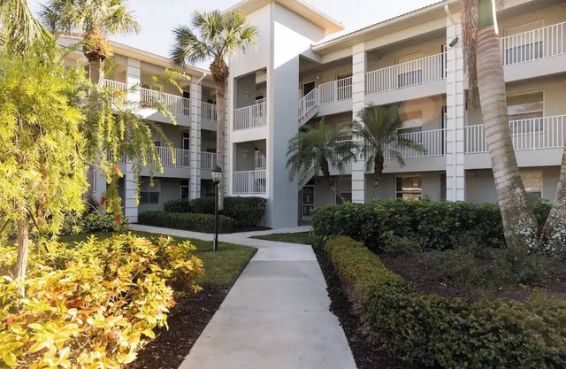 Golf Course Condo Bonita Springs must stay!