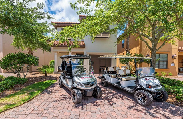 Golf Course View Beach House with 2 Golf Carts