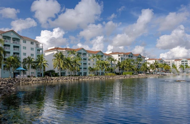Golf Haven Marriott's Villas at Doral - 2BR Villa - Full Resort - Sleeps 8