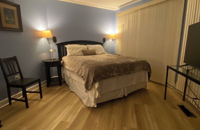 Lovely two bedroom condo on golf course