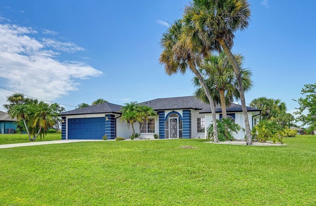 Golf, Swim, Relax: Rotonda West Home w/ Pool
