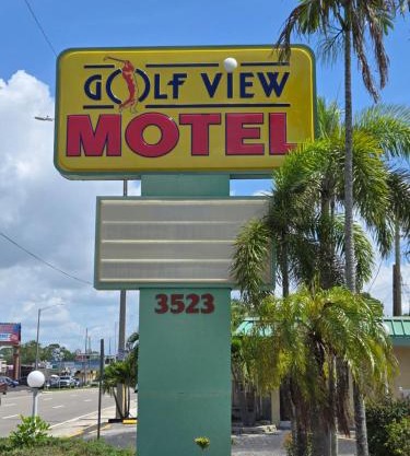 Golf View Motel
