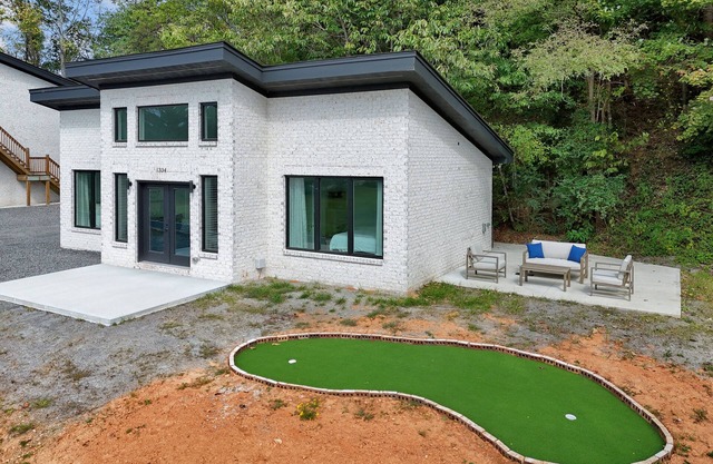 Golf Views Mount Airy