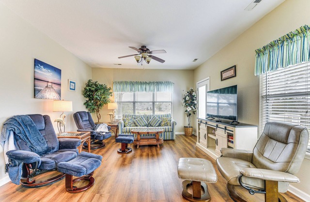 Golfer's Oasis 1 Mi to Ocean: River Creek II Condo