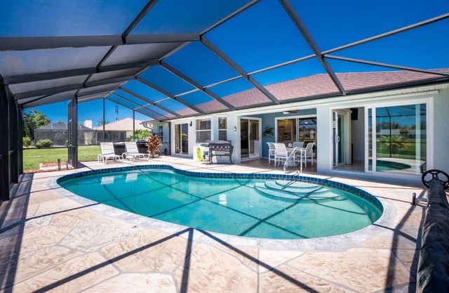 Golfer's Paradise ~ Home with Heated Pool, Golfer's Paradise Home