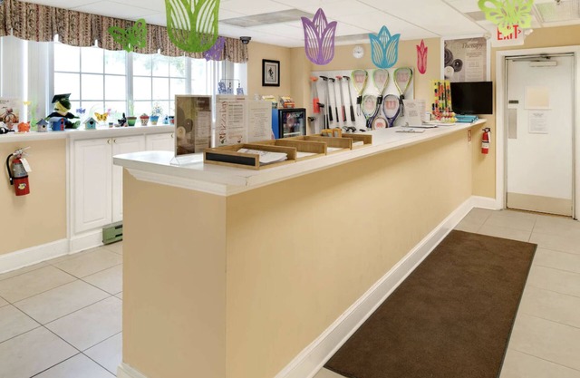 Golfers' Paradise! Historic Williamsburg, VA, 2 BDR Units - Full Service Resort!