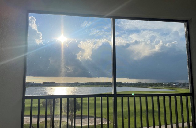 Golfing Paradise - Coveted 3/2 Corner Unit!