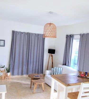 Golondrinas Suites, depto céntrico con ascensor y cochera