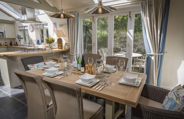 Gooder House, DARTMOUTH