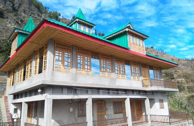 Handaik Apple Homestay
