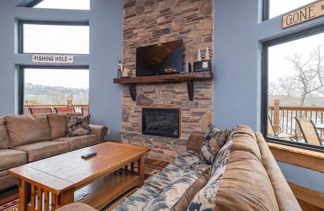Branson Shores Resort - NOUVEAU 2019! Superbe 10 chambres, 7 salles de bain Lodge Lakefront!