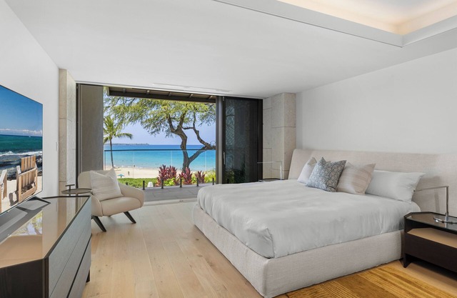 Gorgeous 2-bdrm with Grand Master Suite on Hapuna Beach!
