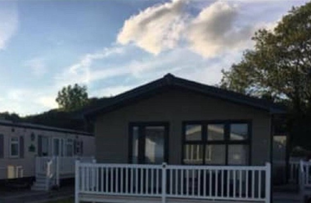 GORGEOUS 3 BED LODGE