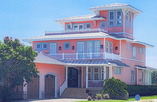 Gorgeous 5 Bedroom, 3 Bath Waterfront Home!