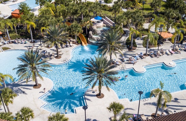 Gorgeous 5Bd w/ Pool & Jacuzzi @ Solterra Resort 6071