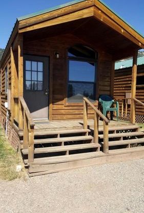 Gorgeous Cabin with Stunning Views in West Yellowstone, Montana
