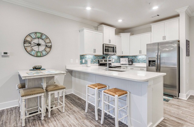 Gorgeous Calabash Condo w/ Balcony & Pool Access!