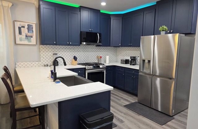 Spacious 5-bedroom house in Collierville with Strong Wi-Fi