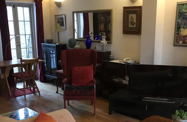 Gorgeous Cosy Cottage Near Kew Botanical Gardens