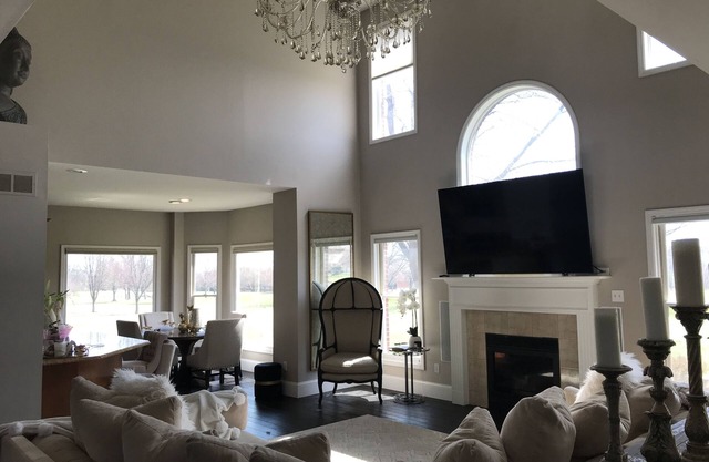 Gorgeous Golf Course Home w/panoramic views and pool