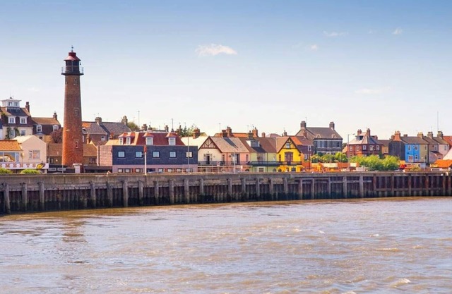 Superbe maison mitoyenne gorleston édouardienne