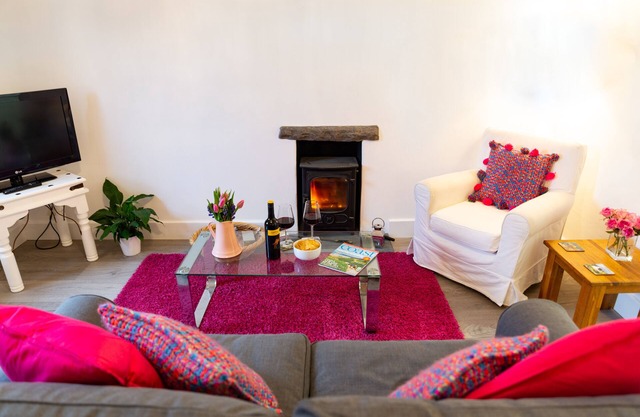 Superbe appartement au rez-de-chaussée - confortable, avec parking et base de préfet St Davids.