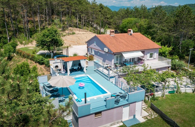 Superbe maison à Cerovlje avec cuisine