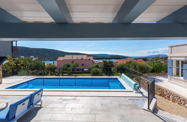 6 chambres hébergement à Cres