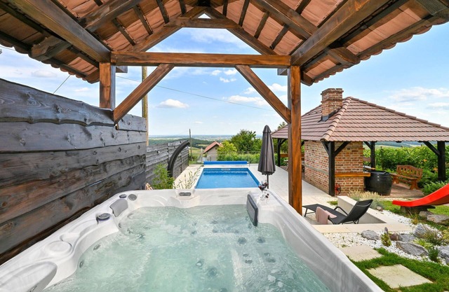 Superbe maison à Kalnik avec sauna