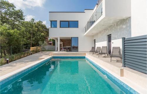Gorgeous Home In Rovinjsko Selo