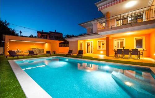 Gorgeous Home In Rovinjsko Selo
