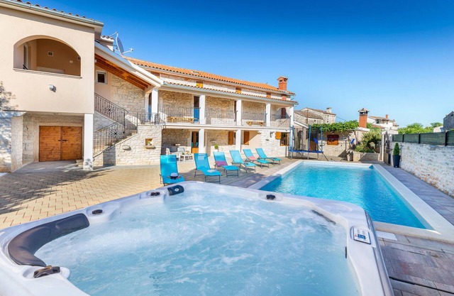 Superbe maison à Vodnjan avec jacuzzi