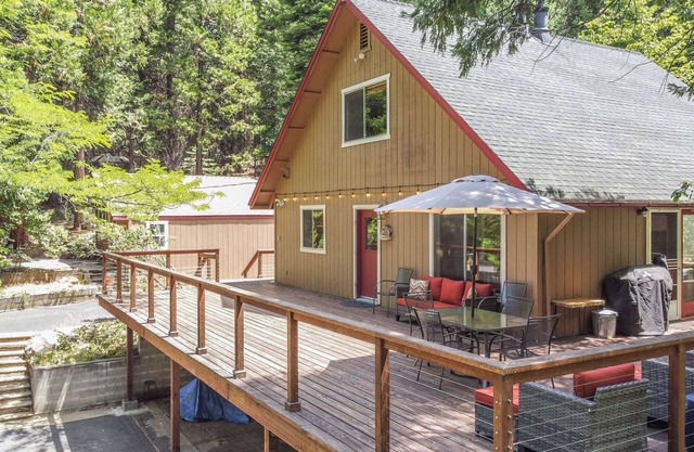 Magnifique maison sur 6 hectares pittoresques et privés-à proximité de nombreux lacs et rivières