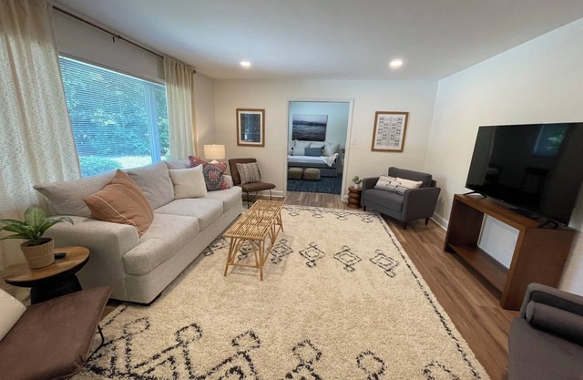 Gorgeous Home with Saltwater Pool in Midtown