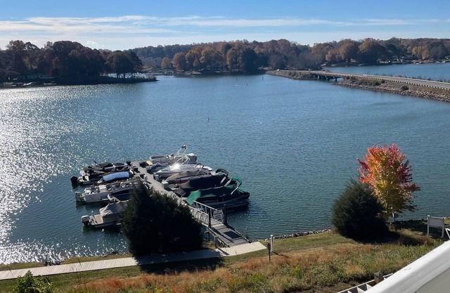 Gorgeous Lake Norman Waterfront Penthouse