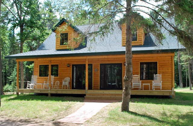 Belle retraite rustique sur Big St. Lac Germain