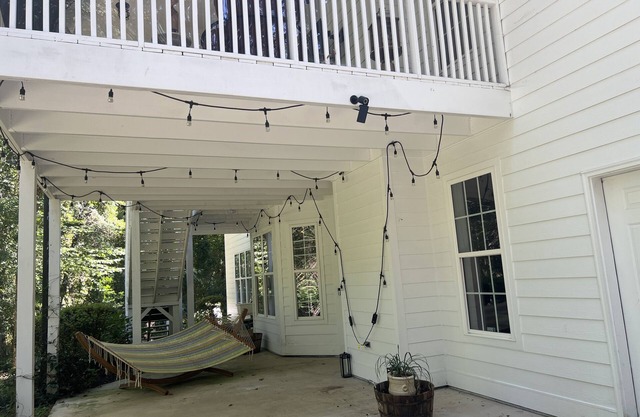 Gorgeous private wooded haven!