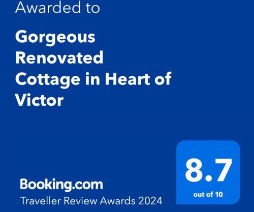 Gorgeous Renovated Cottage in Heart of Victor