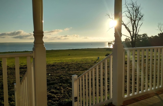 Superbe vue sur la rivière / Plage privée - Peaceful Country Home près de Williamsburg