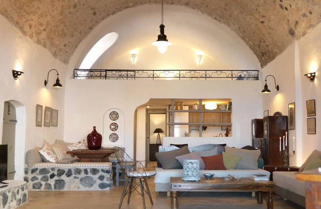 Gorgeous Santorini Villa | 2 Bedrooms | Villa Illumi | Spacious Terrace with Courtyard Views | Exo Gonia