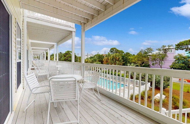 Gorgeous townhouse, plenty of space, family-friendly & close to everything