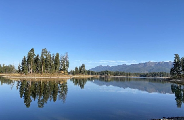 Gorgeous Views at the Waterfront on Echo Lake