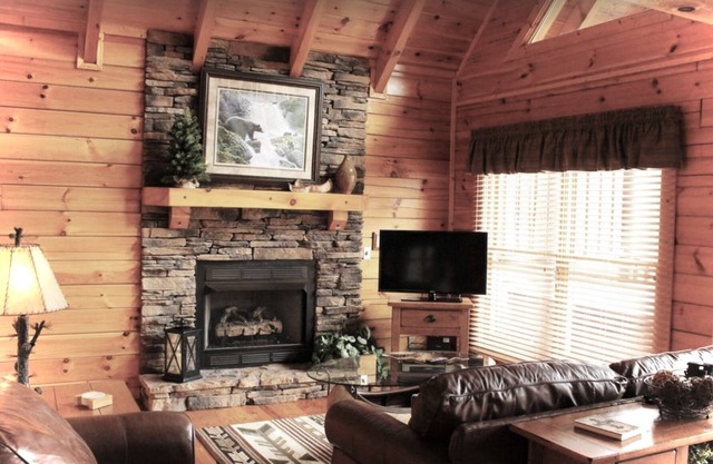 VUE MAGNIFIQUE sur les SMOKIES ~ Sherwood Forest Gated Resort ~ Wifi ~ DreamBeds ~ Keurig