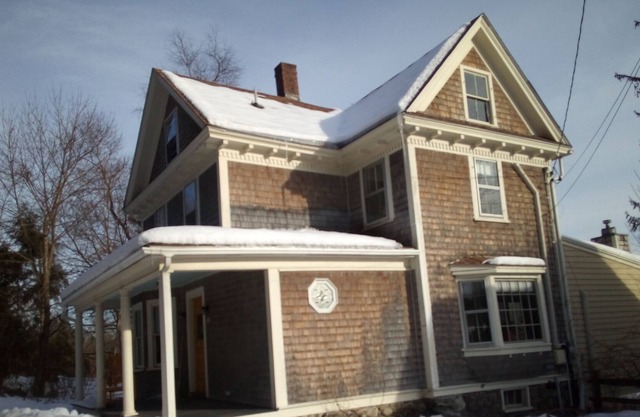 Gorgeous views, remodeled farm house close to history venues